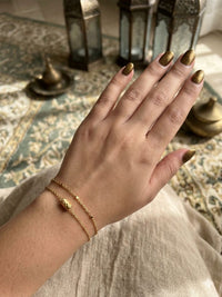 Nova layered hand chain